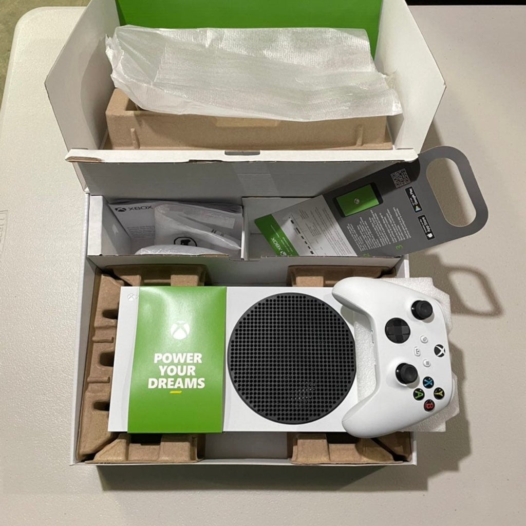 Xbox Series S Console -Condition New ✅ Fast shipping ⚡